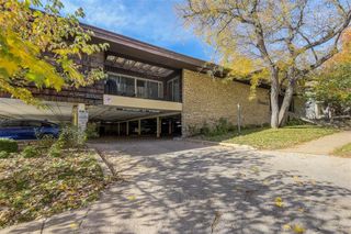 4511 Headwood Drive 7, Kansas City, MO 64111