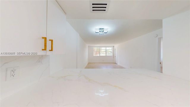 1333 E Hallandale Beach Boulevard 326, Hallandale Beach, FL 33009