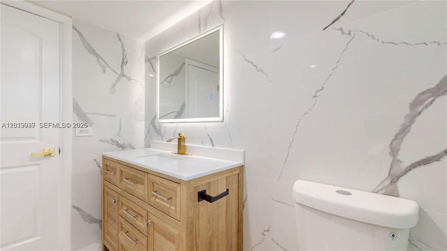 1333 E Hallandale Beach Boulevard 326, Hallandale Beach, FL 33009