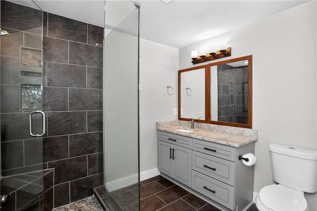 86 Woodstock Road, Roswell, GA 30075