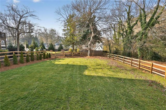 86 Woodstock Road, Roswell, GA 30075