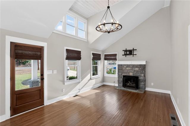 86 Woodstock Road, Roswell, GA 30075