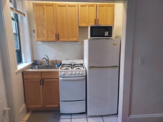 39 Hemenway Street 09, Boston, MA 02115
