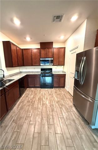 1003 Brilliant Meadow Avenue, North Las Vegas, NV 89086