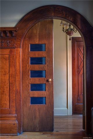 16 Lewis Road, Irvington, NY 10533