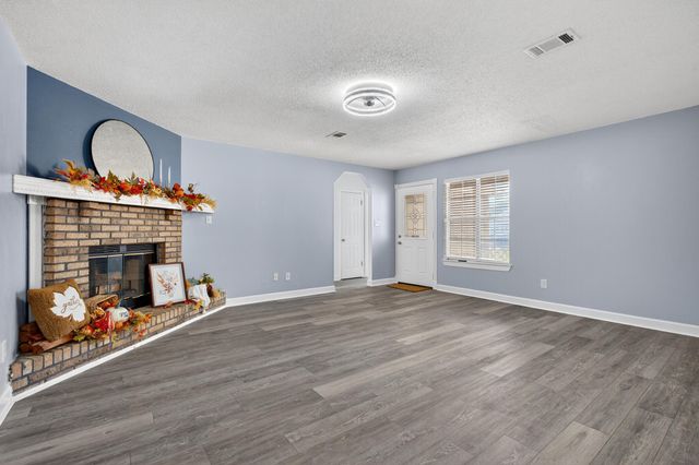 487 Cascabellas Street, Mary Esther, FL 32569