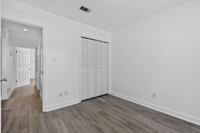 487 Cascabellas Street, Mary Esther, FL 32569