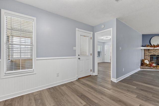 487 Cascabellas Street, Mary Esther, FL 32569