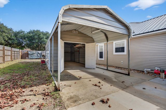 487 Cascabellas Street, Mary Esther, FL 32569