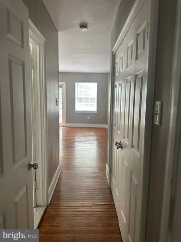 308 DELANCEY ST, Philadelphia, PA 19106