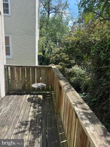 308 DELANCEY ST, Philadelphia, PA 19106