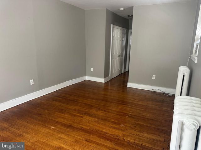 308 DELANCEY ST, Philadelphia, PA 19106