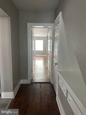 308 DELANCEY ST, Philadelphia, PA 19106