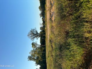 32 Pebble Ridge Drive, Byhalia, MS 38611