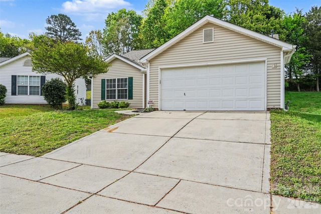 9336 Tibble Creek Way, Charlotte, NC 28227