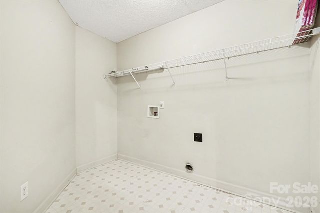 9336 Tibble Creek Way, Charlotte, NC 28227