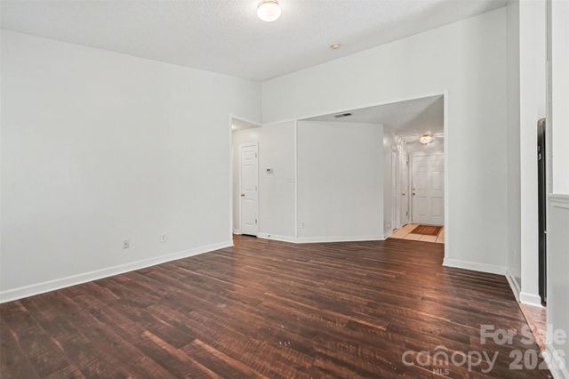 9336 Tibble Creek Way, Charlotte, NC 28227