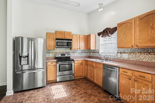 9336 Tibble Creek Way, Charlotte, NC 28227