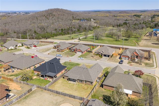 12114 Sycamore Street, Fort Smith, AR 72916