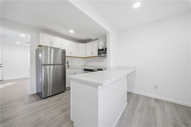 1661 Darren CIR, Portsmouth, VA 23701