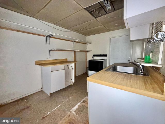 5461 DIAMOND ST, Philadelphia, PA 19131