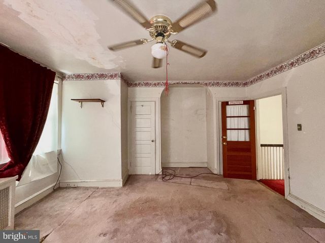 5461 DIAMOND ST, Philadelphia, PA 19131