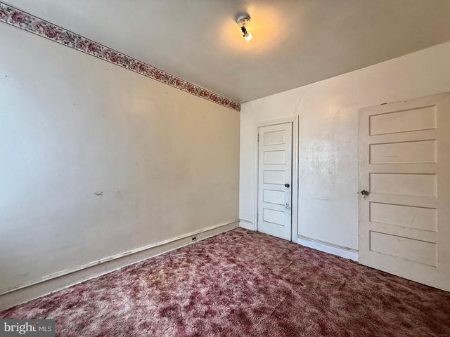 5461 DIAMOND ST, Philadelphia, PA 19131