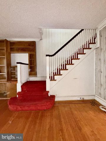 5461 DIAMOND ST, Philadelphia, PA 19131