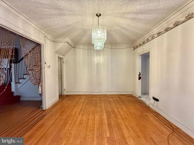 5461 DIAMOND ST, Philadelphia, PA 19131