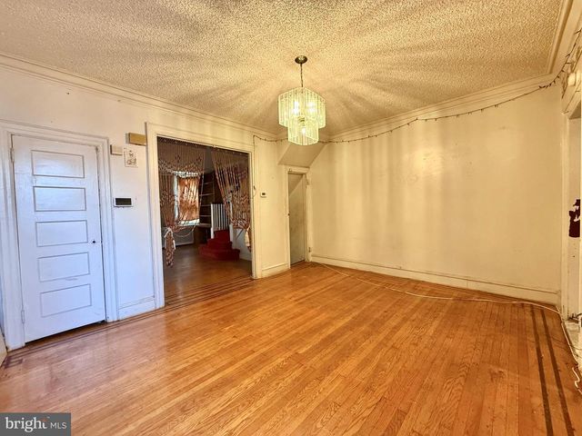 5461 DIAMOND ST, Philadelphia, PA 19131