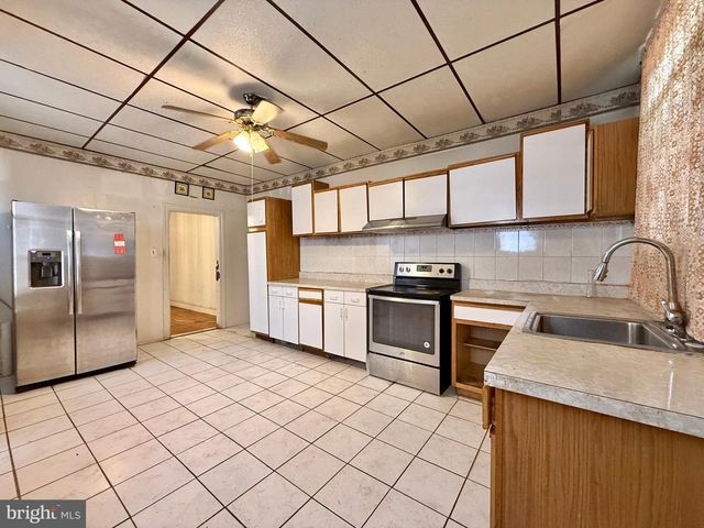 5461 DIAMOND ST, Philadelphia, PA 19131