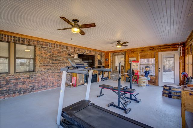 150 Vz County Road 1711, Grand Saline, TX 75140