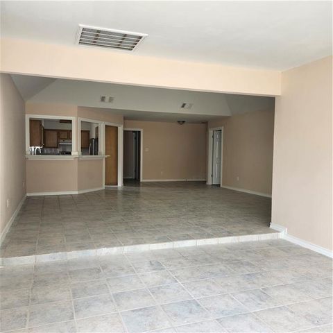 419 Country Club Drive, Alamo, TX 78516