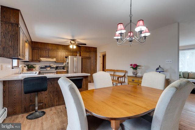 906 BERKS ST, Birdsboro, PA 19508