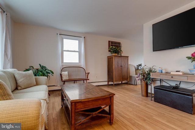 906 BERKS ST, Birdsboro, PA 19508