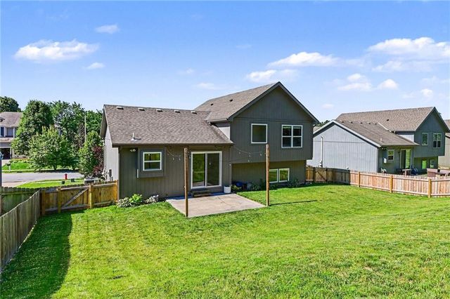 4310 NE 85th Terrace, Kansas City, MO 64156