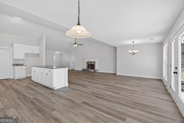 230 Airport Road 9, Canon, GA 30520