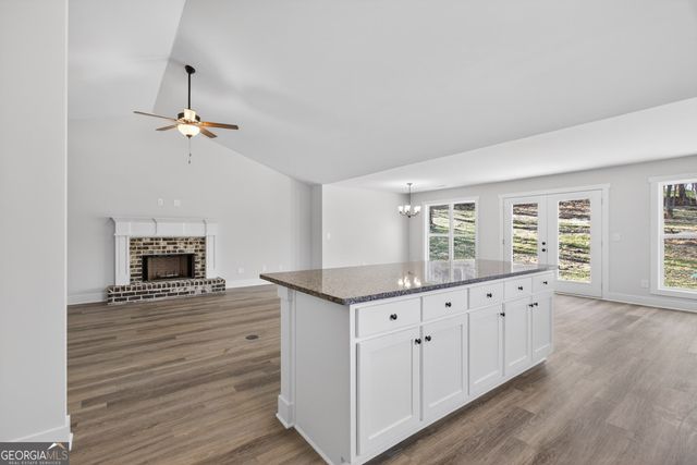 230 Airport Road 9, Canon, GA 30520