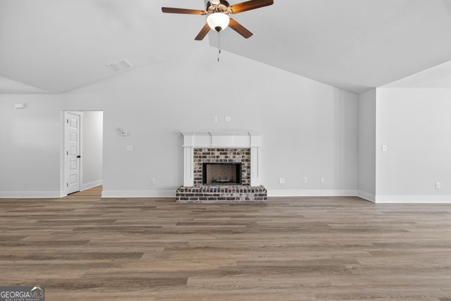 230 Airport Road 9, Canon, GA 30520