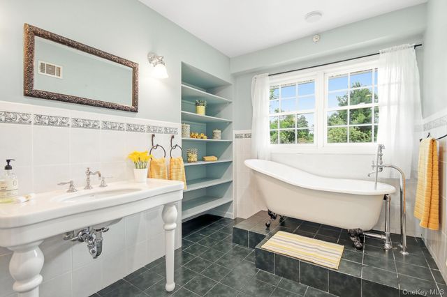 26 Century Ridge Road, Purchase, NY 10577