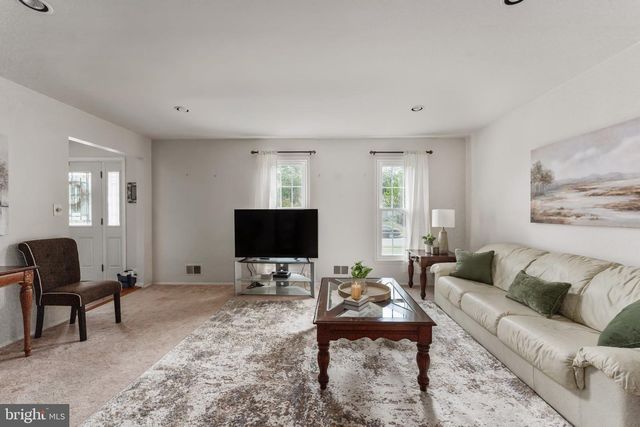 8114 ORVILLE ST, Alexandria, VA 22309