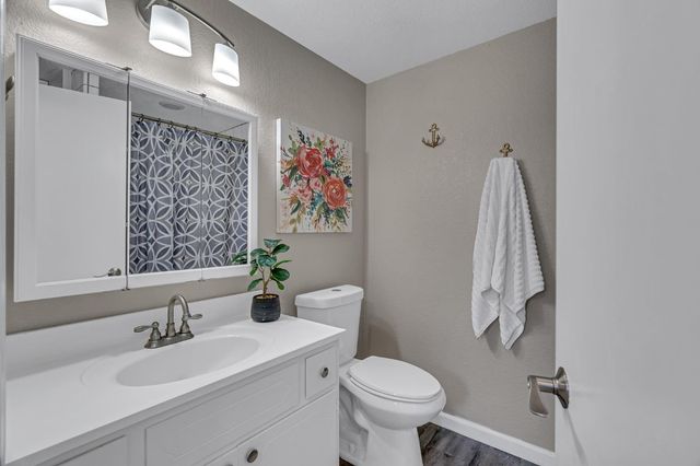 9578 Scarboro Pl, Stockton, CA 95209