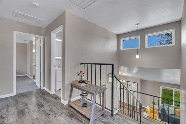 9578 Scarboro Pl, Stockton, CA 95209