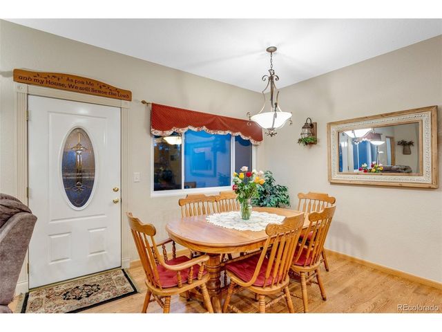 4864 Glen Isle Dr, Loveland, CO 80538