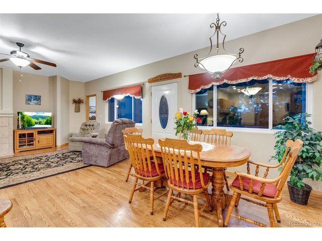 4864 Glen Isle Dr, Loveland, CO 80538