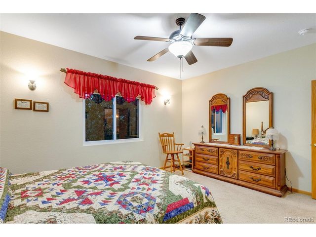 4864 Glen Isle Dr, Loveland, CO 80538