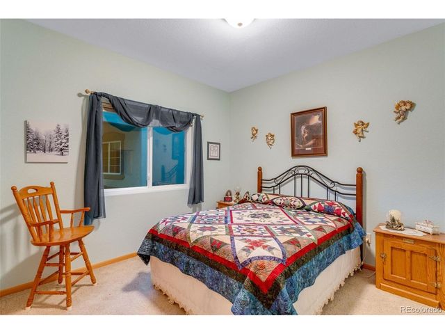 4864 Glen Isle Dr, Loveland, CO 80538