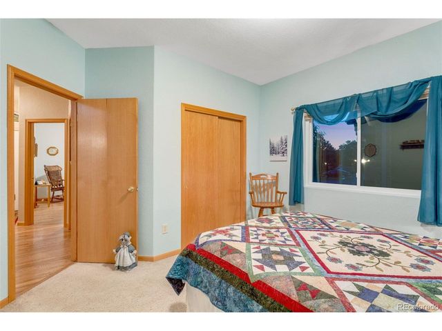 4864 Glen Isle Dr, Loveland, CO 80538