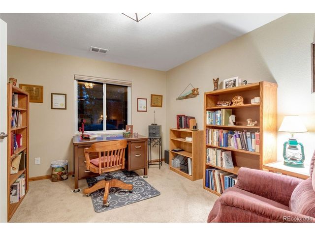 4864 Glen Isle Dr, Loveland, CO 80538