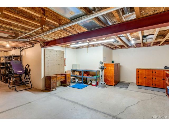 4864 Glen Isle Dr, Loveland, CO 80538